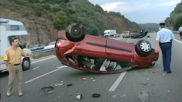 LES FRANÇAIS AU VOLANT : COMPORTEMENTS TOUS RISQUES